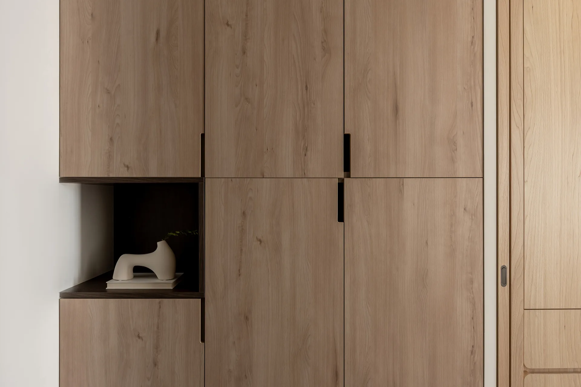 玄關櫃怎麼設計？從動線、隔音、風水到收納的完整思考：淡水實際案例解析